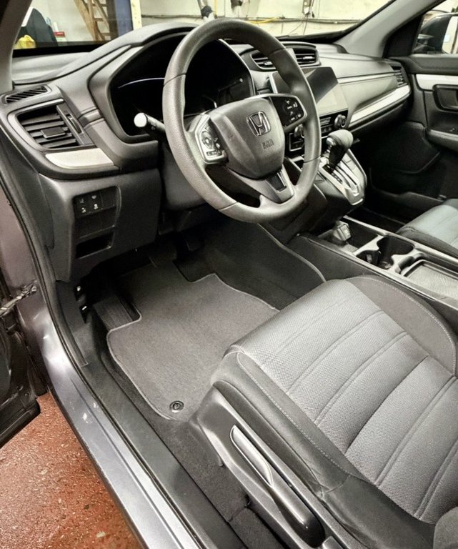 2017 Honda CR-V LX AWD in Montague, Prince Edward Island - 9 - w1024h768px