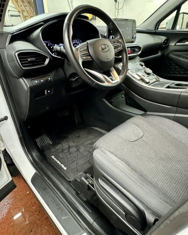 2022 Hyundai Santa Fe Essential AWD in Montague, Prince Edward Island - 9 - w1024h768px