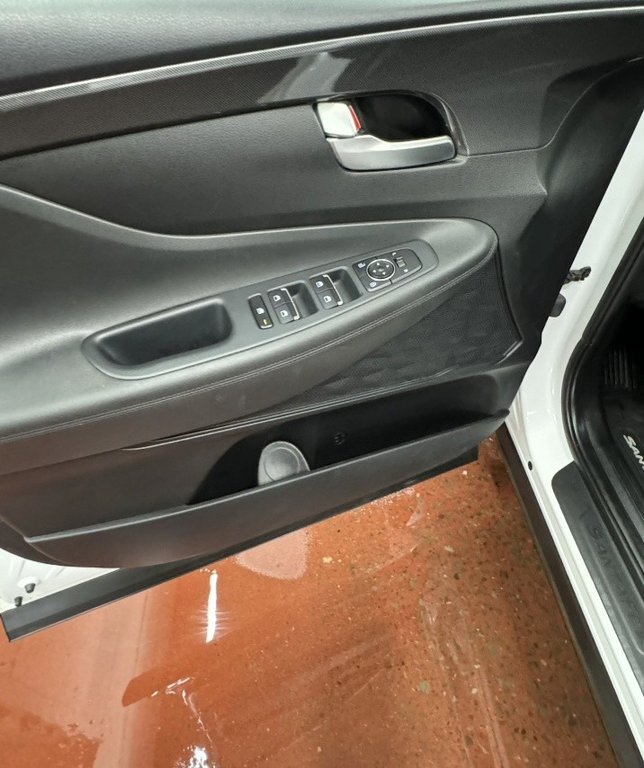 2022 Hyundai Santa Fe Essential AWD in Montague, Prince Edward Island - 8 - w1024h768px