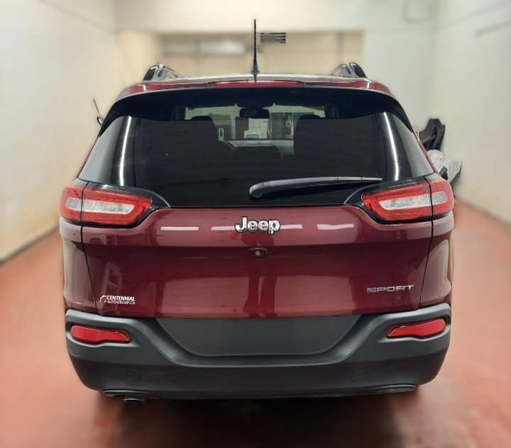 2018 Jeep Cherokee Sport in Montague, Prince Edward Island - 3 - w1024h768px