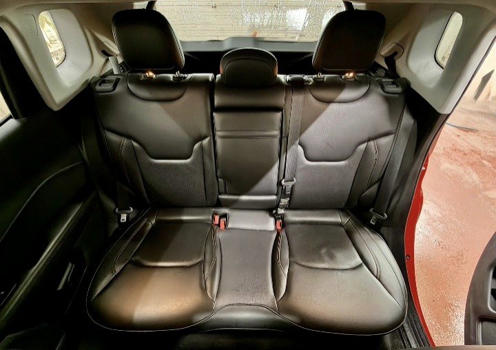 2018 Jeep Compass Limited 4x4 in Montague, Prince Edward Island - 14 - w1024h768px