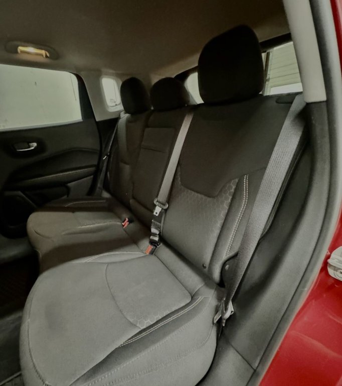 2019 Jeep Compass Sport 4x4 in Montague, Prince Edward Island - 15 - w1024h768px