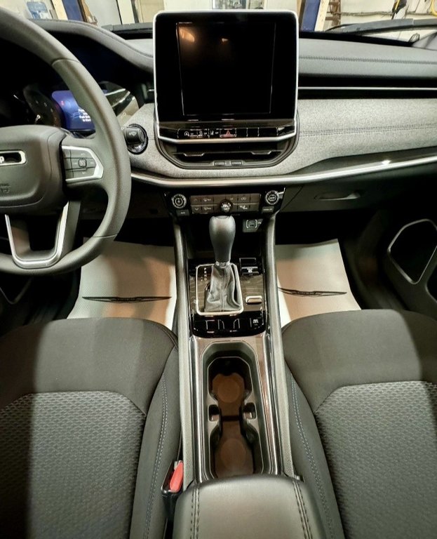 Jeep COMPASS SPORT 2025 à Montague, Île-du-Prince-Édouard - 12 - w1024h768px