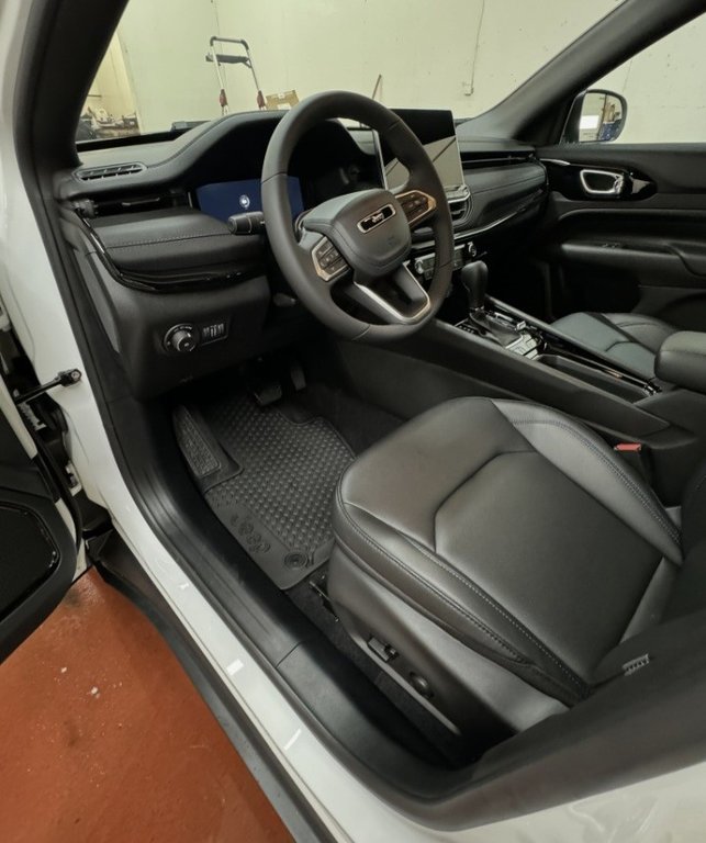 2025 Jeep Compass ALTITUDE in Montague, Prince Edward Island - 9 - w1024h768px