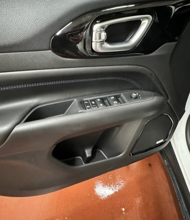 2026 Jeep Compass NORTH in Montague, Prince Edward Island - 8 - w1024h768px