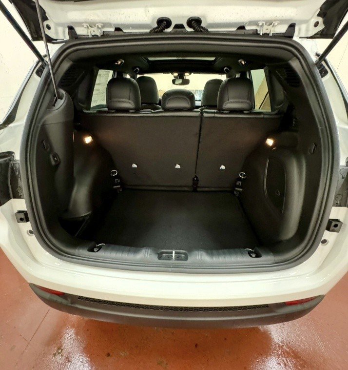 2026 Jeep Compass NORTH in Montague, Prince Edward Island - 16 - w1024h768px