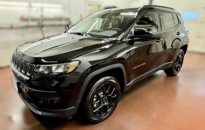 2026 Jeep Compass NORTH in Montague, Prince Edward Island - 5 - w1024h768px