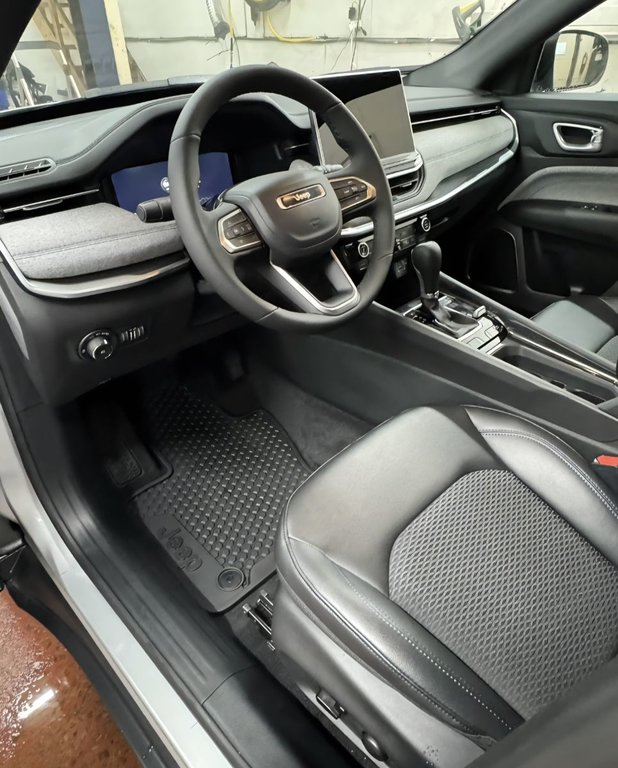 2026 Jeep Compass NORTH in Montague, Prince Edward Island - 9 - w1024h768px