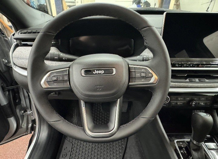 2026 Jeep Compass NORTH in Montague, Prince Edward Island - 11 - w1024h768px