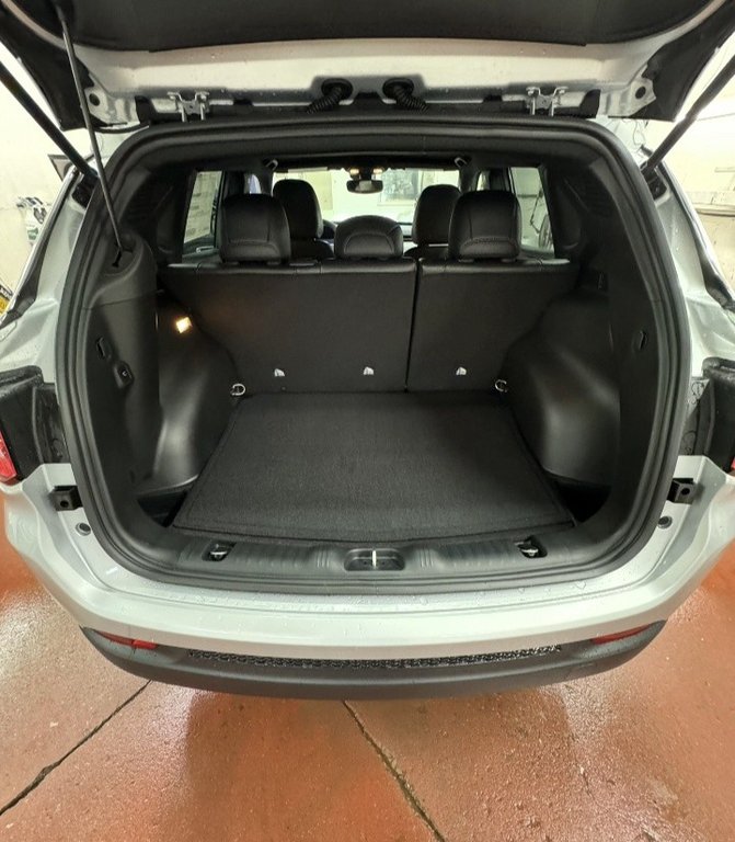 2026 Jeep Compass NORTH in Montague, Prince Edward Island - 16 - w1024h768px