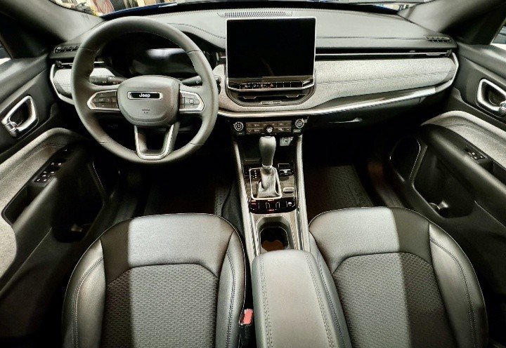 2026 Jeep Compass NORTH in Montague, Prince Edward Island - 11 - w1024h768px