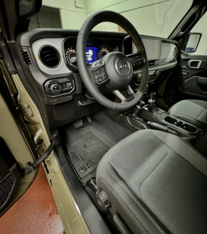 Jeep Gladiator WILLYS 2025 à Montague, Île-du-Prince-Édouard - 9 - w1024h768px