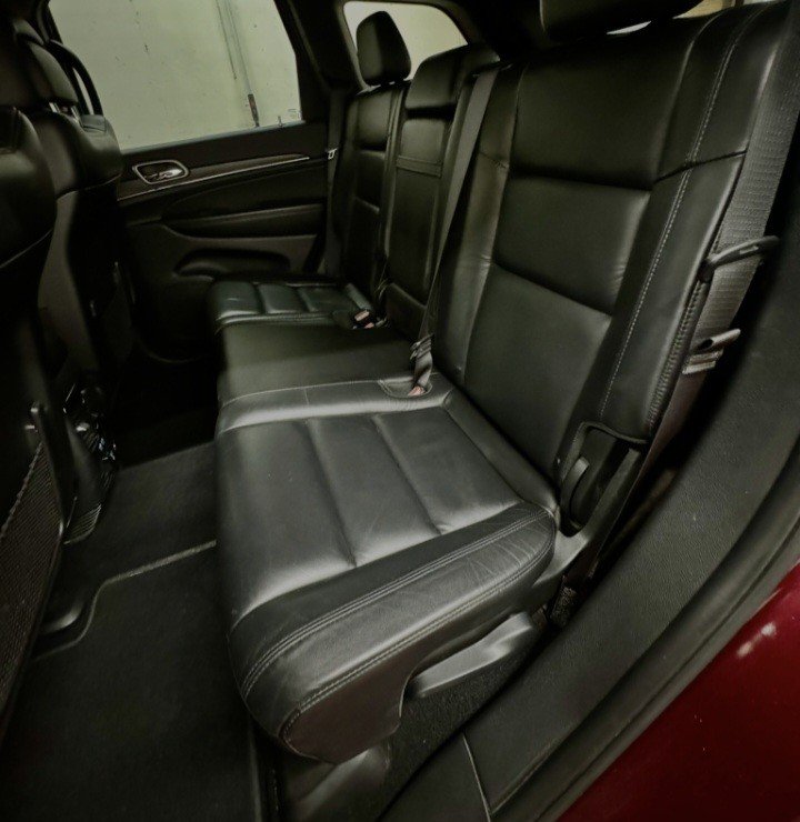 2019 Jeep Grand Cherokee Limited 4x4 in Montague, Prince Edward Island - 15 - w1024h768px