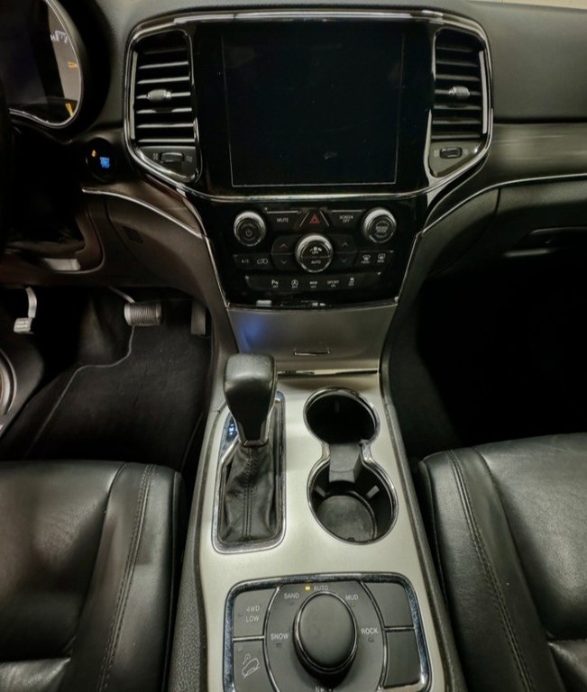 2019 Jeep Grand Cherokee Limited 4x4 in Montague, Prince Edward Island - 12 - w1024h768px