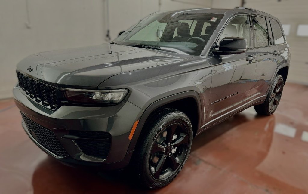 2024 Jeep Grand Cherokee ALTITUDE in Montague, Prince Edward Island - 5 - w1024h768px