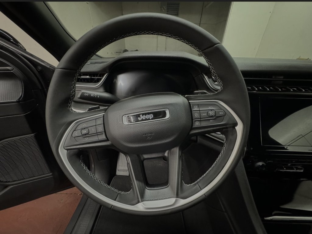 2024 Jeep Grand Cherokee ALTITUDE in Montague, Prince Edward Island - 11 - w1024h768px