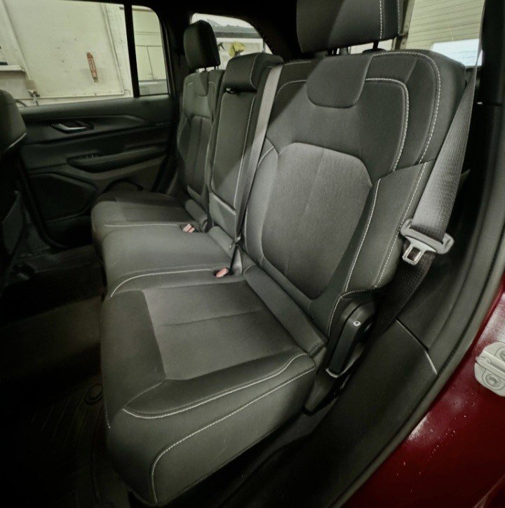 2024 Jeep Grand Cherokee Laredo 4x4 in Montague, Prince Edward Island - 14 - w1024h768px