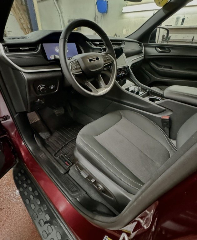 2024 Jeep Grand Cherokee Laredo 4x4 in Montague, Prince Edward Island - 9 - w1024h768px