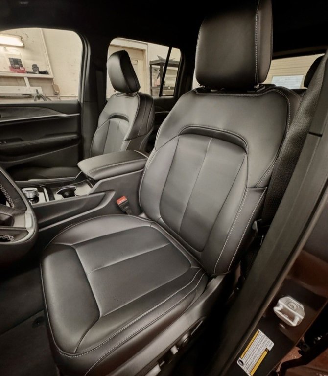 2025 Jeep Grand Cherokee LIMITED in Montague, Prince Edward Island - 10 - w1024h768px