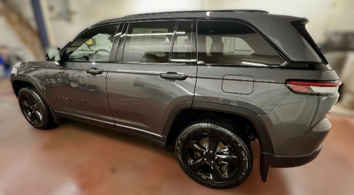 2025 Jeep Grand Cherokee LIMITED in Montague, Prince Edward Island - 4 - w1024h768px