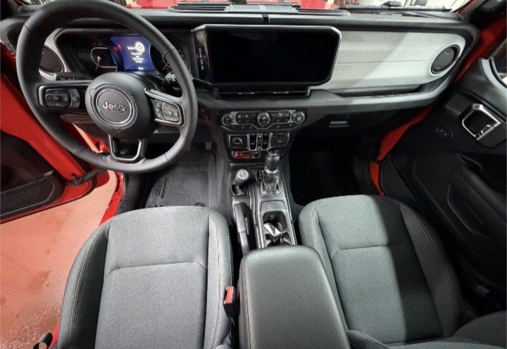 Jeep Wrangler 4-Door WILLYS 2026 à Montague, Île-du-Prince-Édouard - 13 - w1024h768px