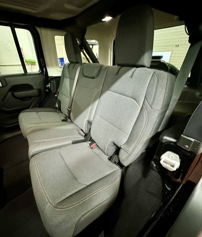 Jeep Wrangler 4-Door SPORT S 2026 à Montague, Île-du-Prince-Édouard - 15 - w1024h768px