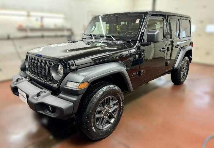 Jeep Wrangler 4-Door SPORT S 2026 à Montague, Île-du-Prince-Édouard - 5 - w1024h768px