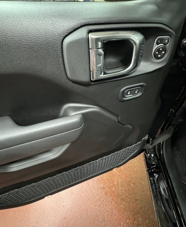 Jeep Wrangler 4-Door SPORT S 2026 à Montague, Île-du-Prince-Édouard - 8 - w1024h768px