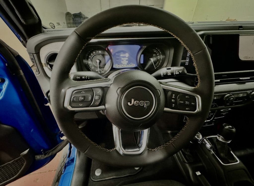 Jeep Wrangler 4xe SAHARA 2024 à Montague, Île-du-Prince-Édouard - 11 - w1024h768px