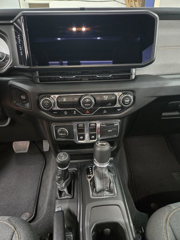2025 Jeep Wrangler SPORT in Montague, Prince Edward Island - 12 - w1024h768px