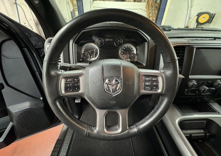 2024 Ram 1500 Classic Warlock Crew Cab 4x4 in Montague, Prince Edward Island - 11 - w1024h768px