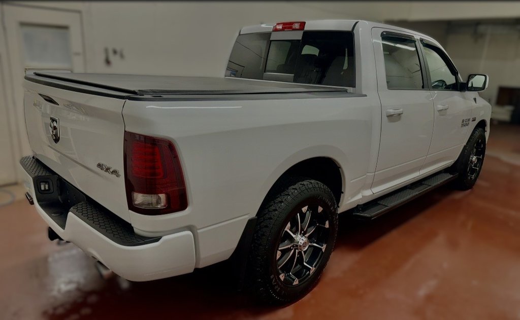 2015  1500 Sport Crew Cab 4x4 in Montague, Prince Edward Island - 2 - w1024h768px