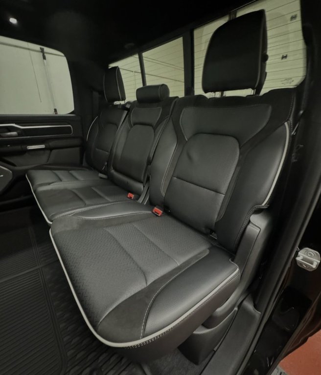 Ram 1500 Laramie 2025 à Montague, Île-du-Prince-Édouard - 15 - w1024h768px