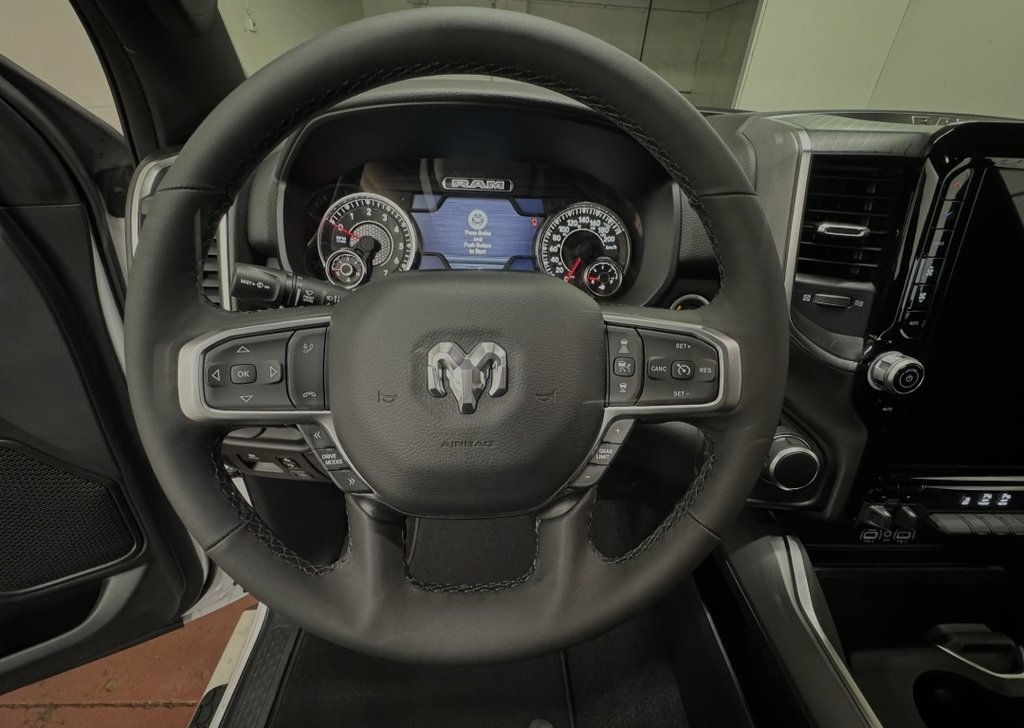 Ram 1500 BIG HORN 2025 à Montague, Île-du-Prince-Édouard - 11 - w1024h768px