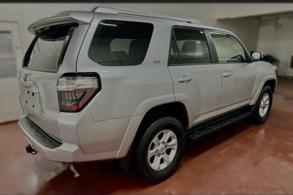 4Runner SR5 4x4 | 7-Passenger 2017 à Montague, Île-du-Prince-Édouard - 2 - w1024h768px