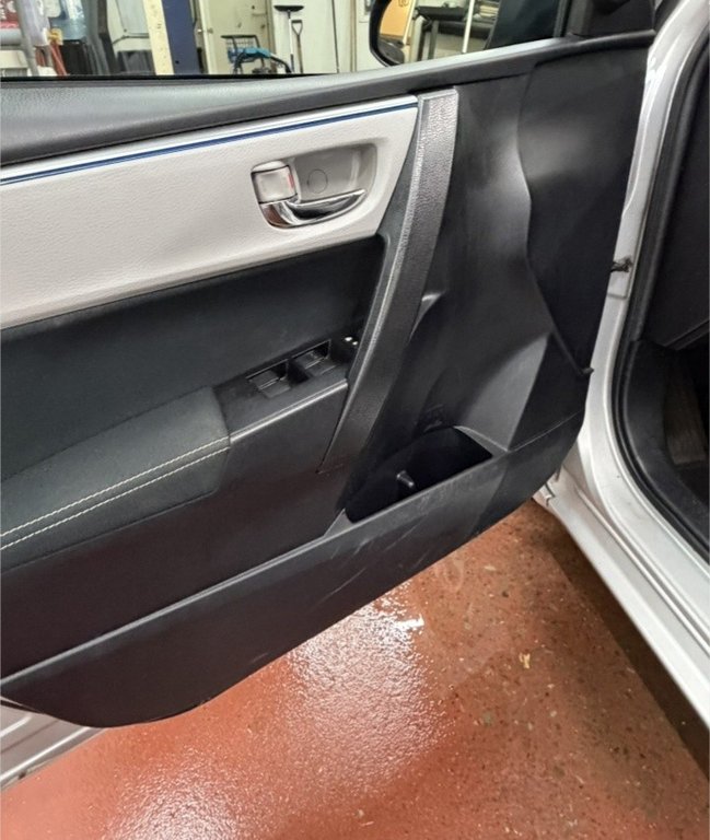 2015 Toyota Corolla LE in Montague, Prince Edward Island - 8 - w1024h768px