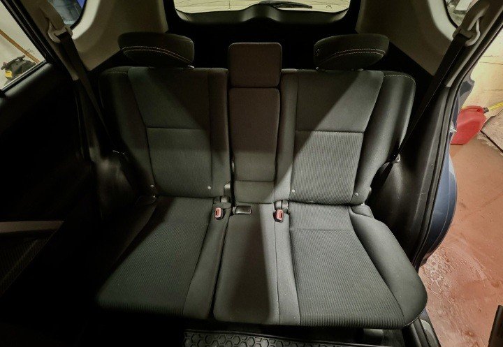 Toyota RAV4 XLE AWD 2014 à Montague, Île-du-Prince-Édouard - 14 - w1024h768px