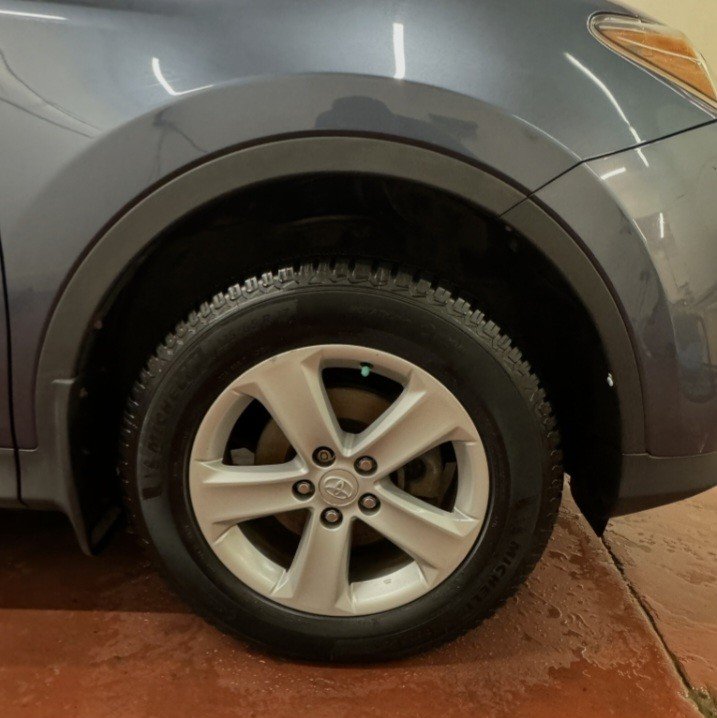Toyota RAV4 XLE AWD 2014 à Montague, Île-du-Prince-Édouard - 7 - w1024h768px