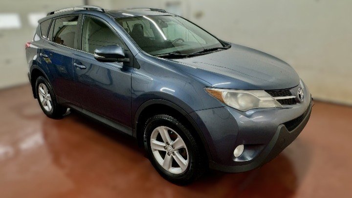 Toyota RAV4 XLE AWD 2014 à Montague, Île-du-Prince-Édouard - 1 - w1024h768px
