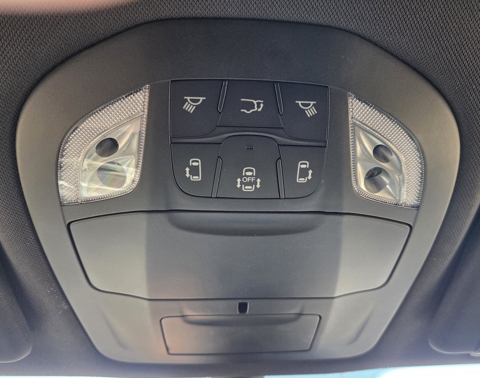 2027 Chrysler Pacifica SELECT AWD in Montague, Prince Edward Island - 17 - w1024h768px