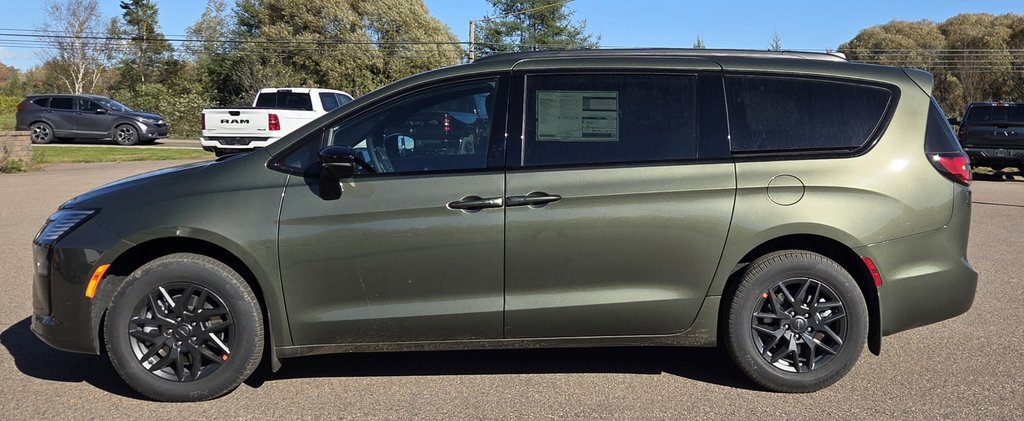 2027 Chrysler Pacifica SELECT AWD in Montague, Prince Edward Island - 6 - w1024h768px
