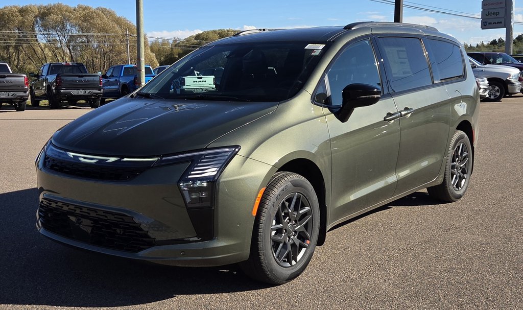 2027 Chrysler Pacifica SELECT AWD in Montague, Prince Edward Island - 7 - w1024h768px