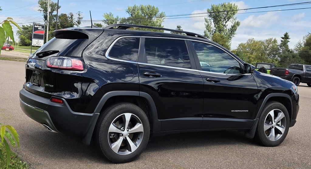 2022 Jeep Cherokee Limited in Montague, Prince Edward Island - 3 - w1024h768px
