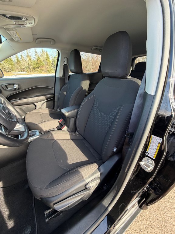 2021 Jeep Compass Sport 4x4 in Montague, Prince Edward Island - 13 - w1024h768px
