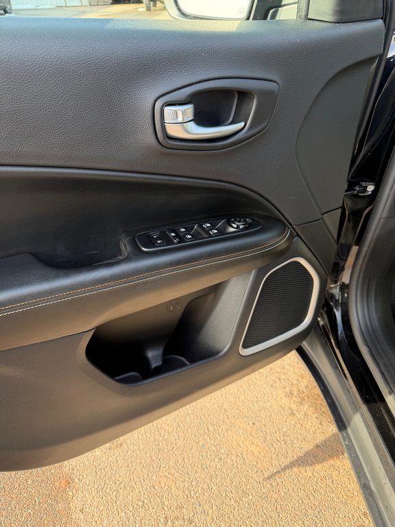 2021 Jeep Compass Sport 4x4 in Montague, Prince Edward Island - 11 - w1024h768px