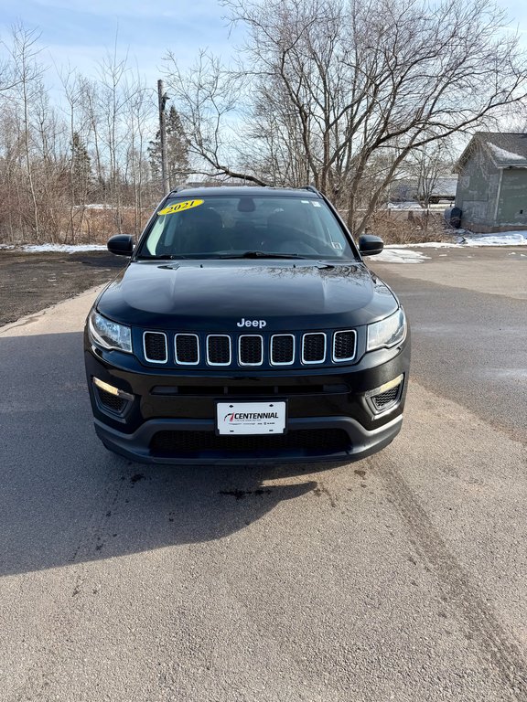 2021 Jeep Compass Sport 4x4 in Montague, Prince Edward Island - 4 - w1024h768px