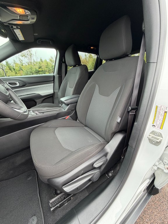 2024 Jeep Compass Sport 4x4 in Montague, Prince Edward Island - 11 - w1024h768px