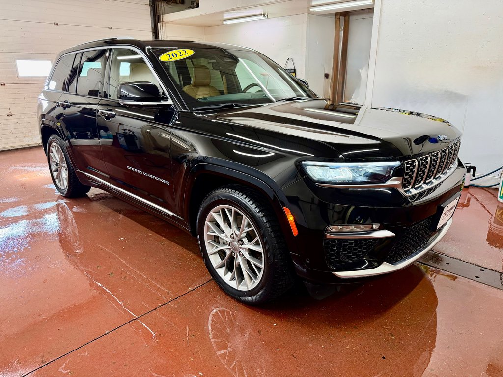 2022 Jeep Grand Cherokee 4xe Summit 4x4 | Plug-In Hybrid in Montague, Prince Edward Island - 1 - w1024h768px