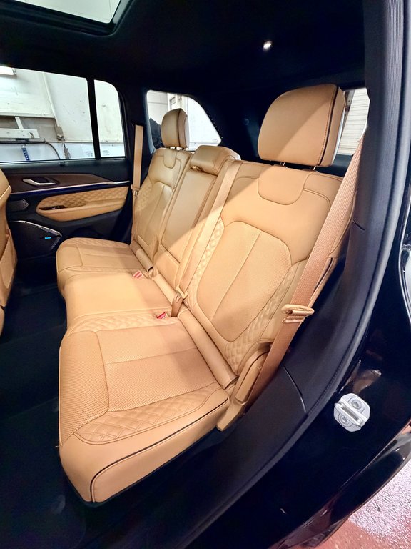 2022 Jeep Grand Cherokee 4xe Summit 4x4 | Plug-In Hybrid in Montague, Prince Edward Island - 15 - w1024h768px