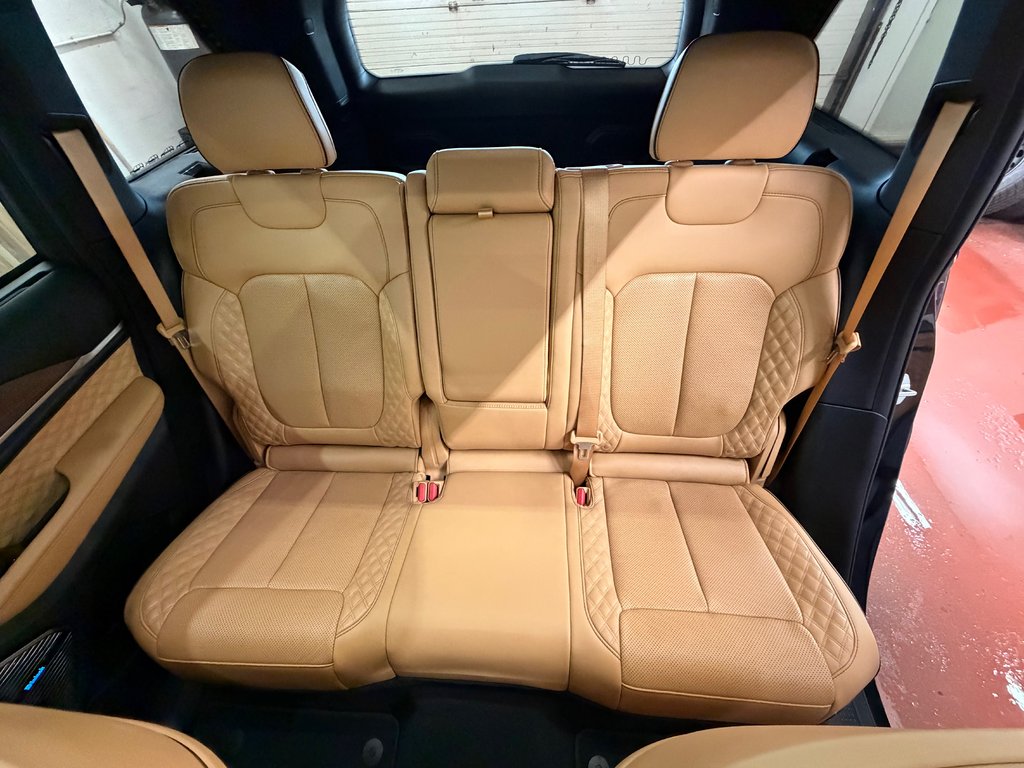 2022 Jeep Grand Cherokee 4xe Summit 4x4 | Plug-In Hybrid in Montague, Prince Edward Island - 14 - w1024h768px